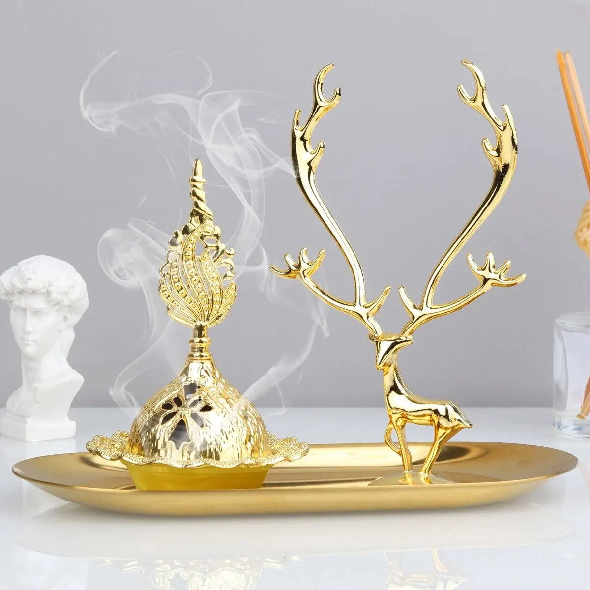 1 Set of Handheld Golden Small Incense Burner with Metal Tray